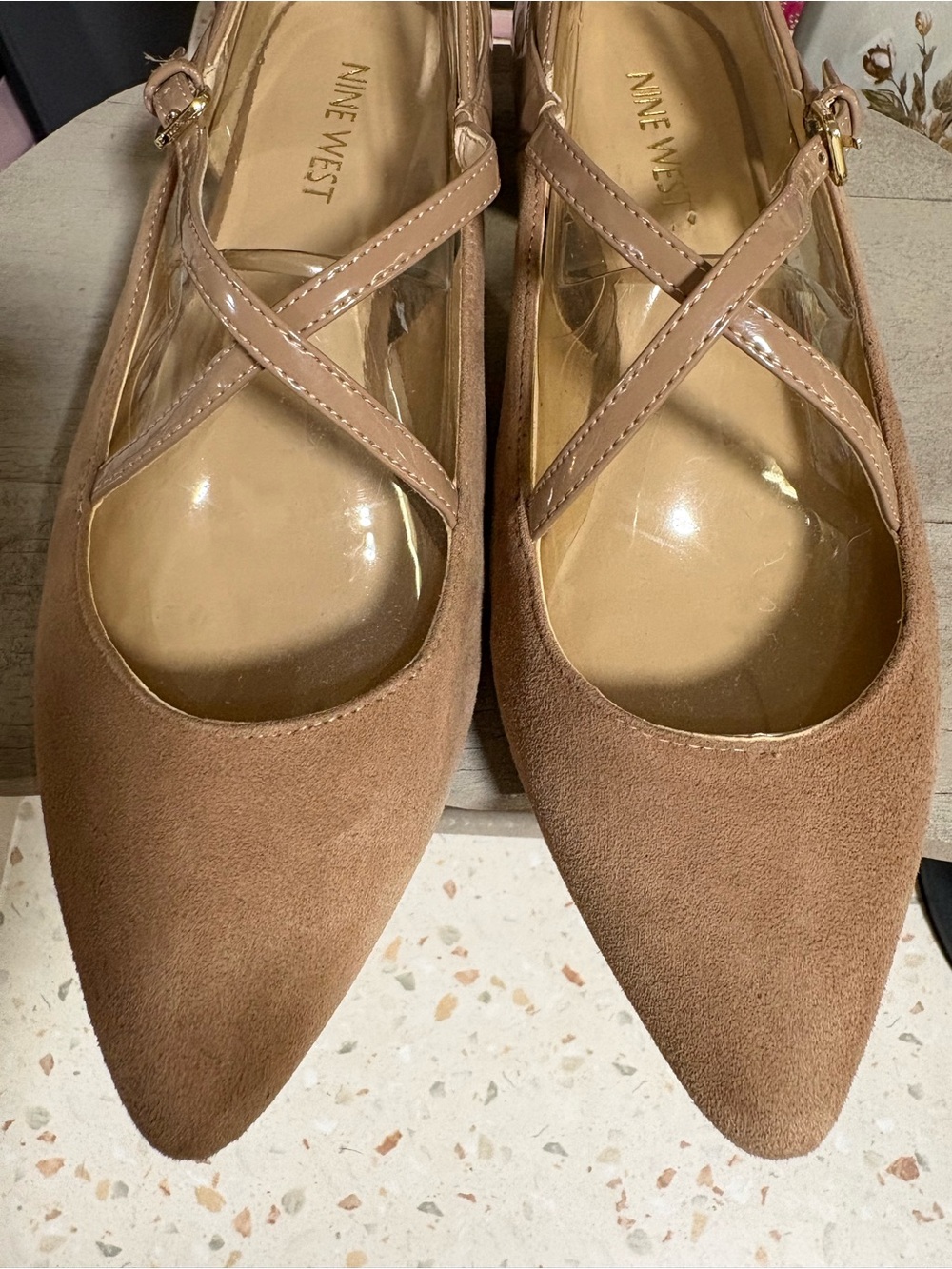 Nine West Osteria Pointed Toe Flats
Size 8.5 M - Picture 12 of 17